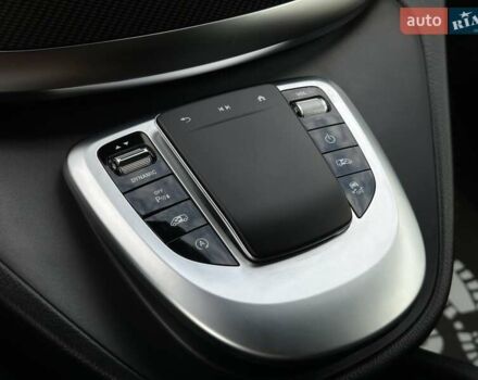 Серый Мерседес В-Класс, объемом двигателя 2.14 л и пробегом 71 тыс. км за 79000 $, фото 44 на Automoto.ua