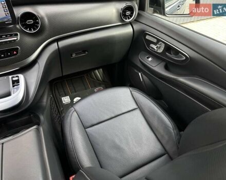 Серый Мерседес В-Класс, объемом двигателя 2.14 л и пробегом 71 тыс. км за 79000 $, фото 28 на Automoto.ua