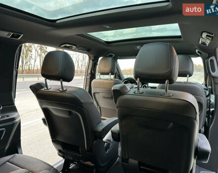 Сірий Мерседес В-Клас, об'ємом двигуна 2.14 л та пробігом 95 тис. км за 64500 $, фото 92 на Automoto.ua