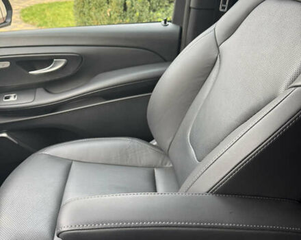 Сірий Мерседес В-Клас, об'ємом двигуна 2.14 л та пробігом 76 тис. км за 78000 $, фото 10 на Automoto.ua