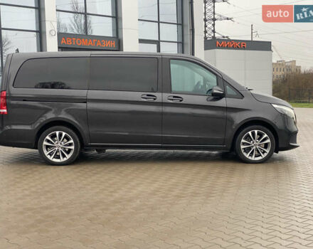 Сірий Мерседес В-Клас, об'ємом двигуна 1.95 л та пробігом 66 тис. км за 64999 $, фото 8 на Automoto.ua