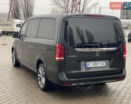 Сірий Мерседес В-Клас, об'ємом двигуна 1.95 л та пробігом 66 тис. км за 64999 $, фото 5 на Automoto.ua