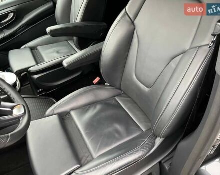 Серый Мерседес В-Класс, объемом двигателя 2.14 л и пробегом 26 тыс. км за 96000 $, фото 21 на Automoto.ua