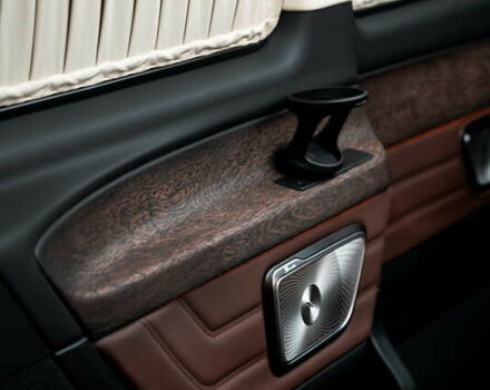 Серый Мерседес В-Класс, объемом двигателя 1.95 л и пробегом 5 тыс. км за 209116 $, фото 8 на Automoto.ua