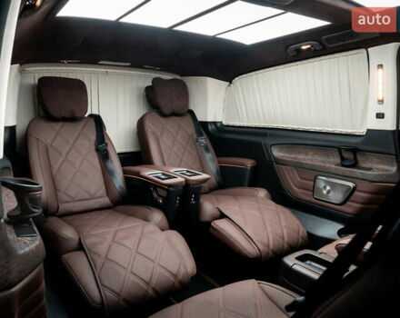 Серый Мерседес В-Класс, объемом двигателя 1.95 л и пробегом 5 тыс. км за 209116 $, фото 21 на Automoto.ua