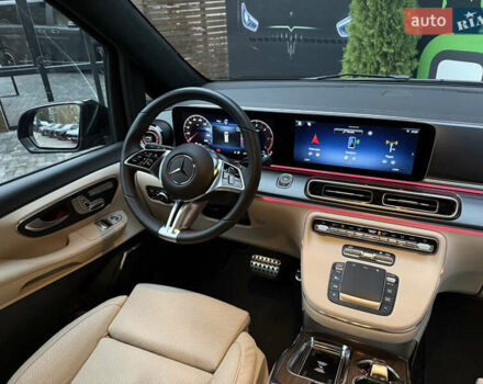 Серый Мерседес В-Класс, объемом двигателя 1.95 л и пробегом 19 тыс. км за 140000 $, фото 13 на Automoto.ua