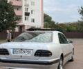 Серый Мерседес В-Класс, объемом двигателя 2.1 л и пробегом 400 тыс. км за 2495 $, фото 9 на Automoto.ua