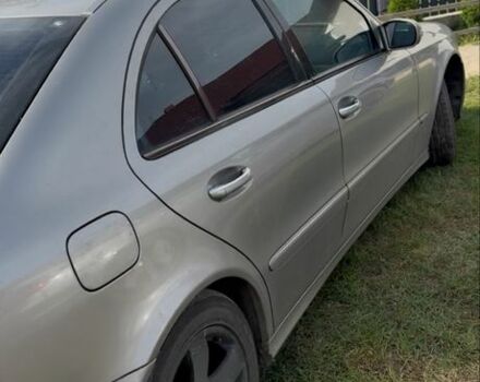 Серый Мерседес В-Класс, объемом двигателя 2.7 л и пробегом 300 тыс. км за 2900 $, фото 4 на Automoto.ua