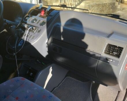 Серый Мерседес В-Класс, объемом двигателя 2.1 л и пробегом 414 тыс. км за 6200 $, фото 7 на Automoto.ua