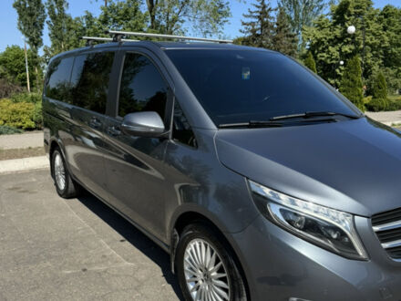 Сірий Мерседес В-Клас, об'ємом двигуна 2.14 л та пробігом 137 тис. км за 56000 $, фото 1 на Automoto.ua