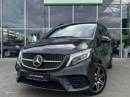 Мерседес В-Клас 2021 у Києві на Automoto.ua Сірий Мерседес В-Клас, об'ємом двигуна 2.14 л та пробігом 94 тис. км за 71000 $, фото 1 на Automoto.ua