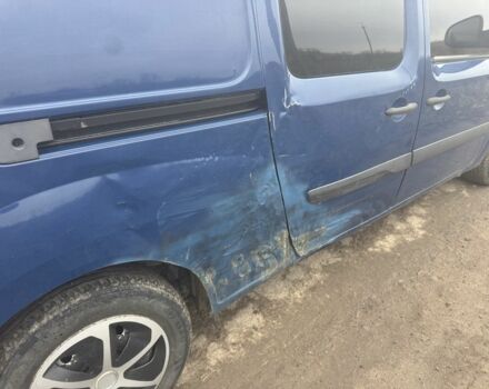 Синий Мерседес В-Класс, объемом двигателя 1.5 л и пробегом 309 тыс. км за 6300 $, фото 4 на Automoto.ua