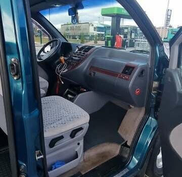 Мерседес В-Класс 1997 в Львове на Automoto.ua Синий Мерседес В-Класс, объемом двигателя 2.3 л и пробегом 283 тыс. км за 6800 $, фото 13 на Automoto.ua