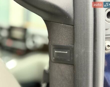 Синій Мерседес В-Клас, об'ємом двигуна 2.14 л та пробігом 240 тис. км за 33300 $, фото 24 на Automoto.ua