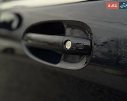 Синий Мерседес В-Класс, объемом двигателя 2.2 л и пробегом 317 тыс. км за 34990 $, фото 16 на Automoto.ua