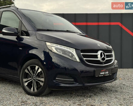 Синий Мерседес В-Класс, объемом двигателя 2.2 л и пробегом 317 тыс. км за 34990 $, фото 2 на Automoto.ua