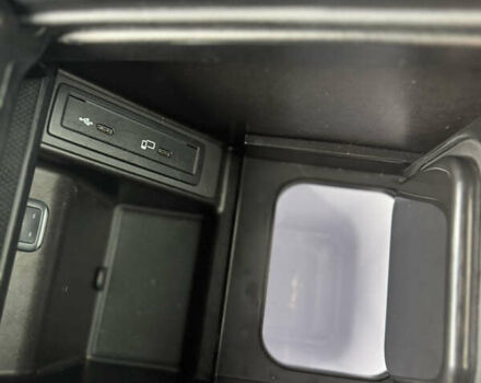 Синій Мерседес В-Клас, об'ємом двигуна 2.14 л та пробігом 97 тис. км за 69999 $, фото 96 на Automoto.ua