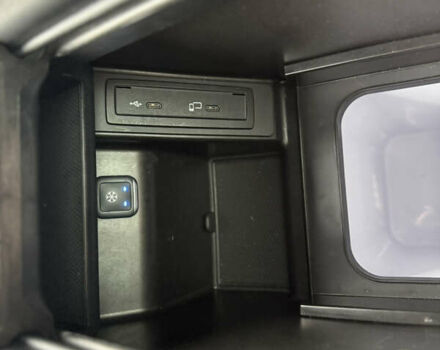 Синій Мерседес В-Клас, об'ємом двигуна 2.14 л та пробігом 97 тис. км за 69999 $, фото 98 на Automoto.ua