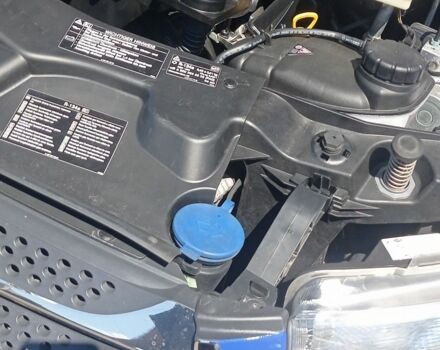 Синій Мерседес В-Клас, об'ємом двигуна 2.1 л та пробігом 109 тис. км за 31000 $, фото 6 на Automoto.ua