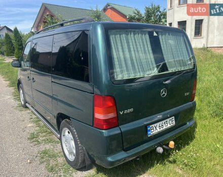 Зеленый Мерседес В-Класс, объемом двигателя 2.2 л и пробегом 350 тыс. км за 8800 $, фото 1 на Automoto.ua