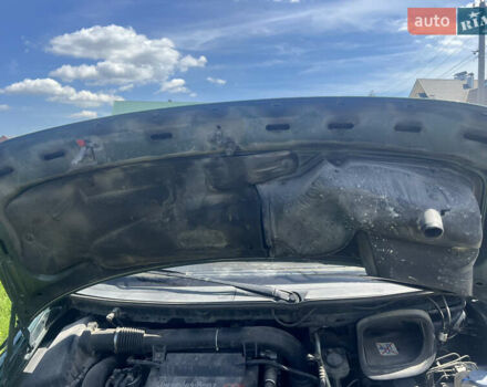 Зеленый Мерседес В-Класс, объемом двигателя 2.2 л и пробегом 350 тыс. км за 8800 $, фото 6 на Automoto.ua