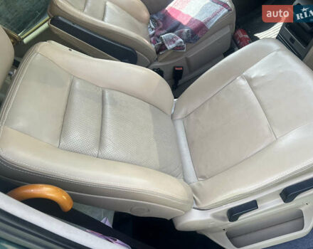 Зеленый Мерседес В-Класс, объемом двигателя 2.2 л и пробегом 350 тыс. км за 8800 $, фото 9 на Automoto.ua