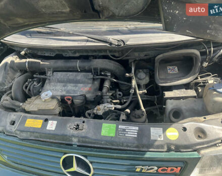 Зеленый Мерседес В-Класс, объемом двигателя 2.2 л и пробегом 350 тыс. км за 8800 $, фото 5 на Automoto.ua