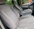 Зелений Мерседес В-Клас, об'ємом двигуна 2.15 л та пробігом 317 тис. км за 5000 $, фото 32 на Automoto.ua