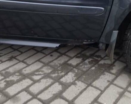 Чорний Мерседес Ванео, об'ємом двигуна 1.7 л та пробігом 238 тис. км за 4600 $, фото 11 на Automoto.ua