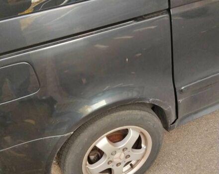 Черный Мерседес Ванео, объемом двигателя 1.9 л и пробегом 155 тыс. км за 4500 $, фото 9 на Automoto.ua