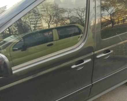 Черный Мерседес Ванео, объемом двигателя 1.9 л и пробегом 155 тыс. км за 4500 $, фото 4 на Automoto.ua