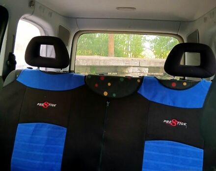 Мерседес Ванео 2003 у Чернігові на Automoto.ua Чорний Мерседес Ванео, об'ємом двигуна 1.6 л та пробігом 300 тис. км за 3500 $, фото 1 на Automoto.ua