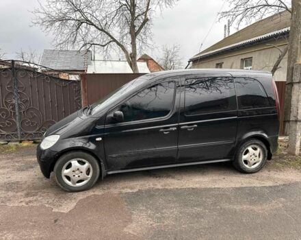 Черный Мерседес Ванео, объемом двигателя 1.7 л и пробегом 280 тыс. км за 4000 $, фото 1 на Automoto.ua