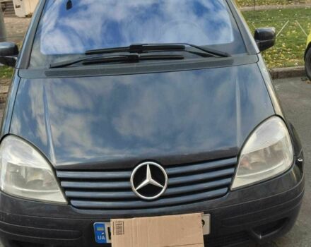 Чорний Мерседес Ванео, об'ємом двигуна 1.9 л та пробігом 155 тис. км за 4000 $, фото 1 на Automoto.ua