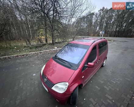 Красный Мерседес Ванео, объемом двигателя 1.7 л и пробегом 284 тыс. км за 4900 $, фото 3 на Automoto.ua