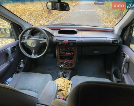 Серый Мерседес Ванео, объемом двигателя 1.9 л и пробегом 309 тыс. км за 4300 $, фото 5 на Automoto.ua