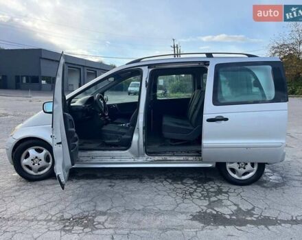 Мерседес Ванео 2002 в Жмеренке на Automoto.ua Серый Мерседес Ванео, объемом двигателя 1.6 л и пробегом 235 тыс. км за 4000 $, фото 13 на Automoto.ua