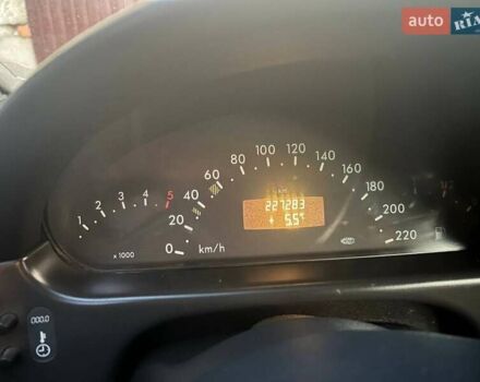 Серый Мерседес Ванео, объемом двигателя 1.7 л и пробегом 220 тыс. км за 2800 $, фото 7 на Automoto.ua