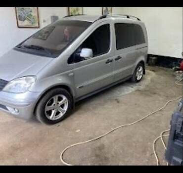 Серый Мерседес Ванео, объемом двигателя 1.6 л и пробегом 202 тыс. км за 4000 $, фото 4 на Automoto.ua