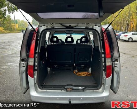 Серый Мерседес Ванео, объемом двигателя 1.7 л и пробегом 263 тыс. км за 2200 $, фото 3 на Automoto.ua