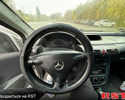 Серый Мерседес Ванео, объемом двигателя 1.7 л и пробегом 263 тыс. км за 2200 $, фото 6 на Automoto.ua