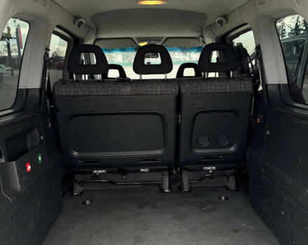 Сірий Мерседес Ванео, об'ємом двигуна 1.7 л та пробігом 350 тис. км за 5200 $, фото 16 на Automoto.ua