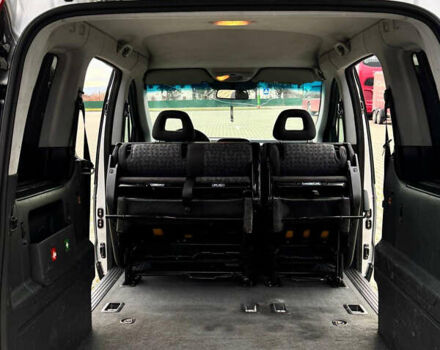 Сірий Мерседес Ванео, об'ємом двигуна 1.7 л та пробігом 350 тис. км за 5200 $, фото 17 на Automoto.ua