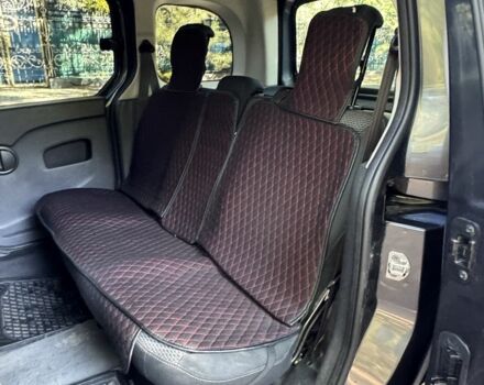 Серый Мерседес Ванео, объемом двигателя 1.5 л и пробегом 215 тыс. км за 11000 $, фото 11 на Automoto.ua