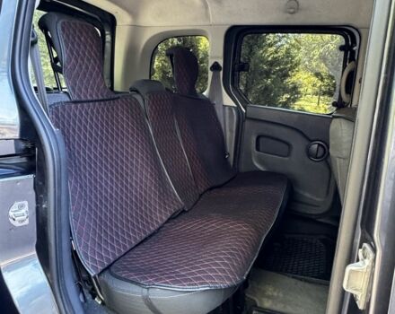 Серый Мерседес Ванео, объемом двигателя 1.5 л и пробегом 215 тыс. км за 11000 $, фото 18 на Automoto.ua