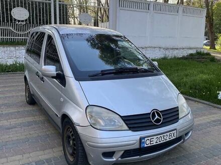 Мерседес Ванео 2002 у Чернівцях на Automoto.ua Сірий Мерседес Ванео, об'ємом двигуна 1.6 л та пробігом 145 тис. км за 3800 $, фото 1 на Automoto.ua