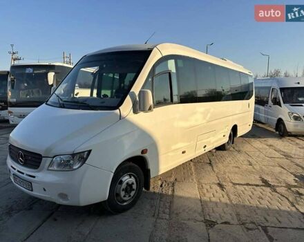 Белый Мерседес Варио, объемом двигателя 4.25 л и пробегом 950 тыс. км за 44000 $, фото 4 на Automoto.ua