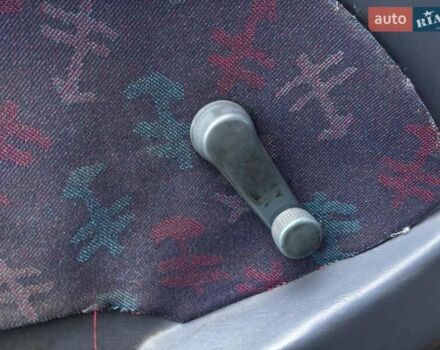 Білий Мерседес Варіо, об'ємом двигуна 4.2 л та пробігом 496 тис. км за 8390 $, фото 11 на Automoto.ua