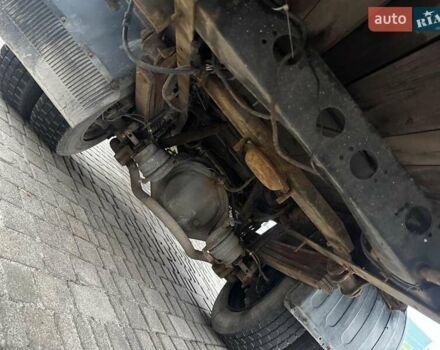 Білий Мерседес Варіо, об'ємом двигуна 4.2 л та пробігом 496 тис. км за 8390 $, фото 21 на Automoto.ua