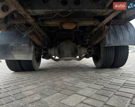 Білий Мерседес Варіо, об'ємом двигуна 4.2 л та пробігом 496 тис. км за 8390 $, фото 20 на Automoto.ua